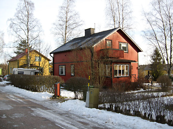 Omakotitaloja